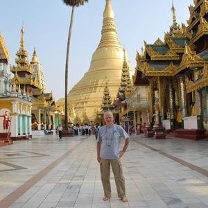 Meet your Posher, Leo